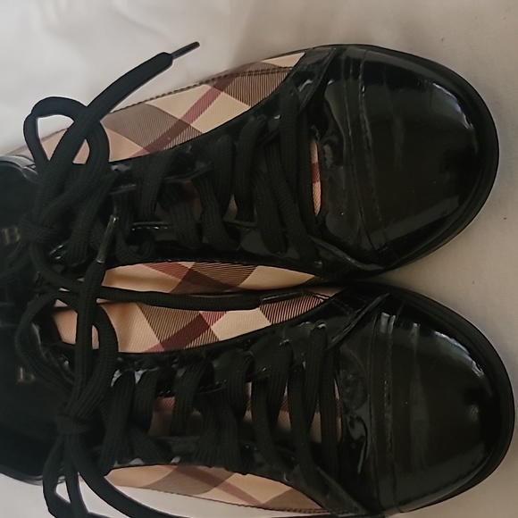 BURBERRY 💯AUTHENTHIC LEATHER TRAINERS SIZE 36 PRE-OWNED NEW/NEVER USED NO TAG - Picture 7 of 11